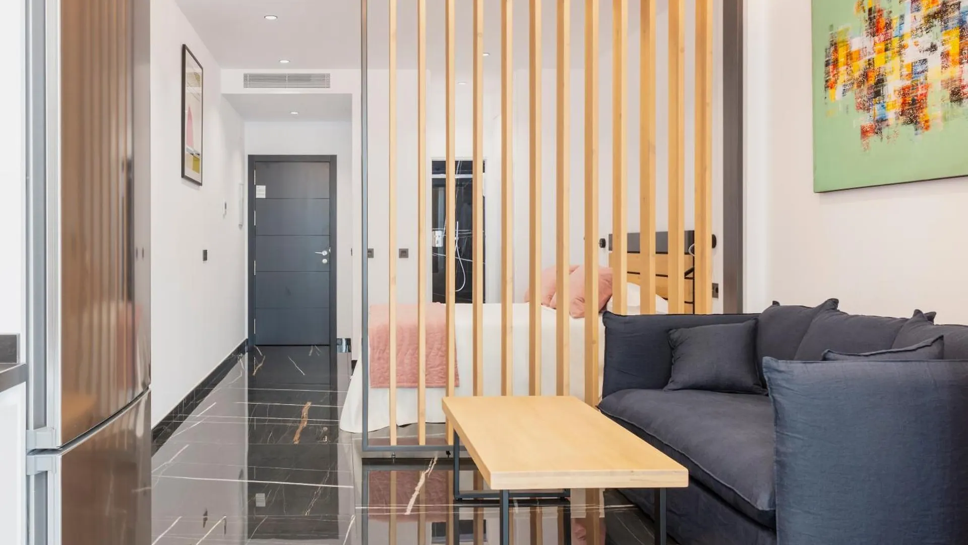 Un Acogedor Complejo Compuesto De 5 Apartamentos Barbate 0*,