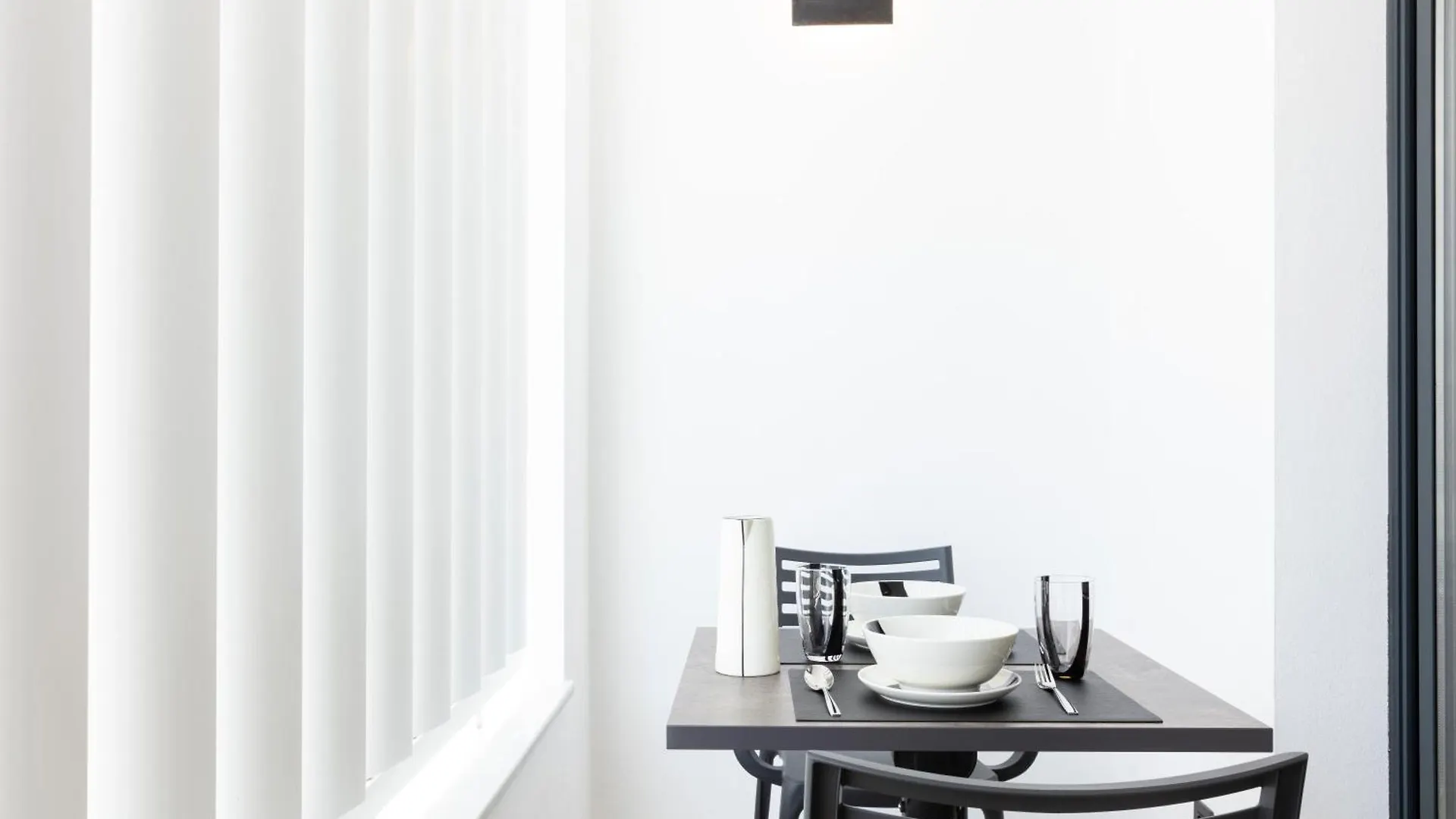 Un Acogedor Complejo Compuesto De 5 Apartamentos Barbate Lägenhet