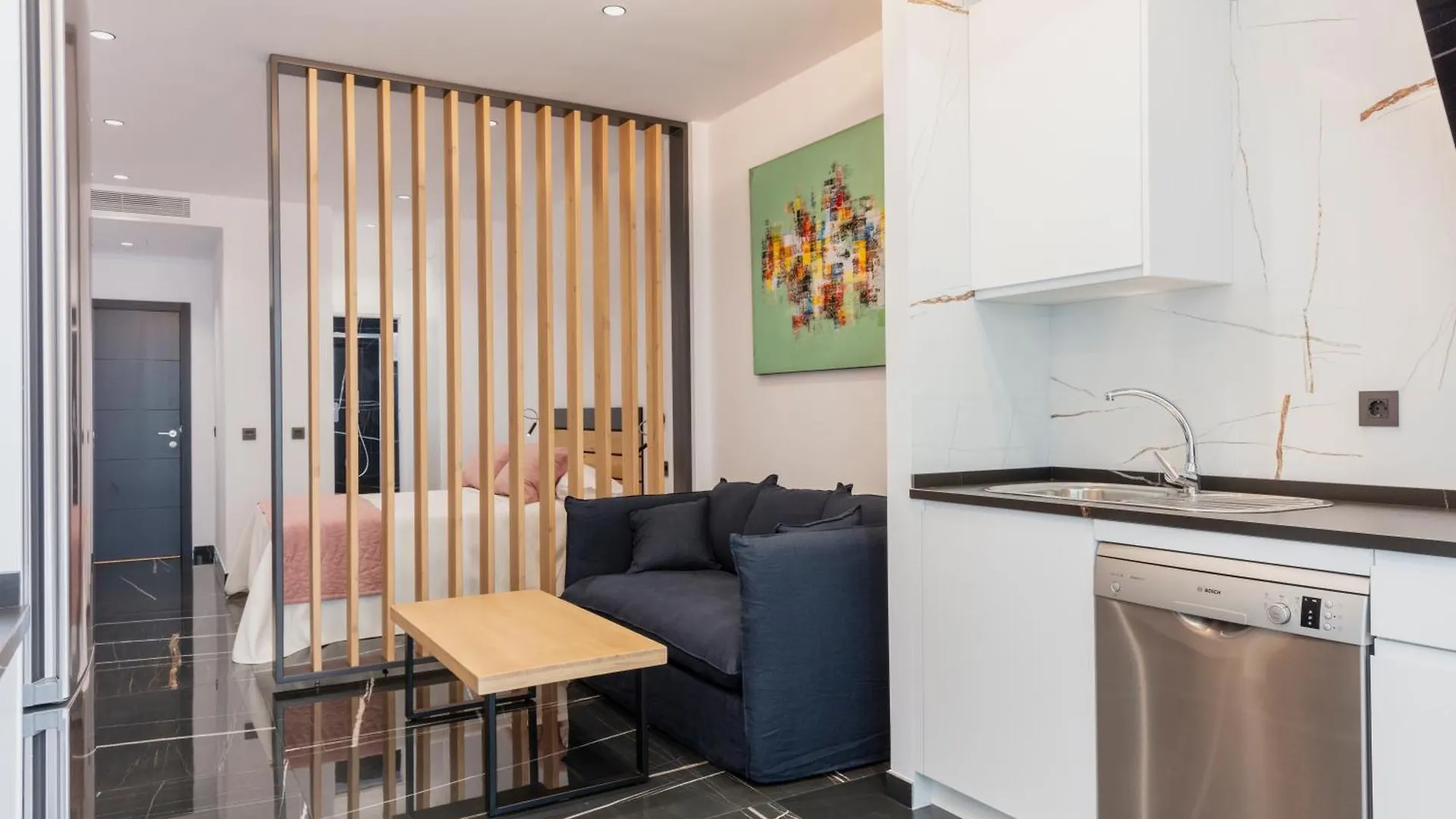 Un Acogedor Complejo Compuesto De 5 Apartamentos Barbate Lägenhet